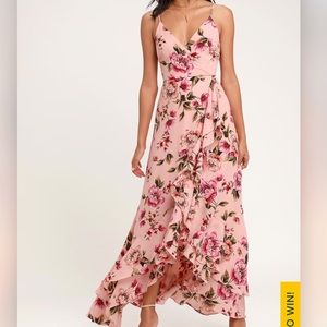 Floral pink dress, used once and looks like new! From Lulu’s in a size Large.